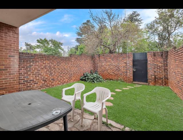 2 BEDROOM APARTMENT FOR SALE IN WINDSOR EAST